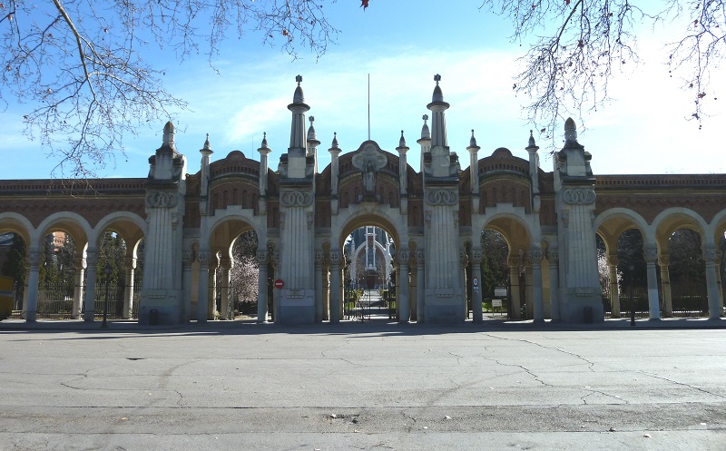cementerio de la almudena en madrid